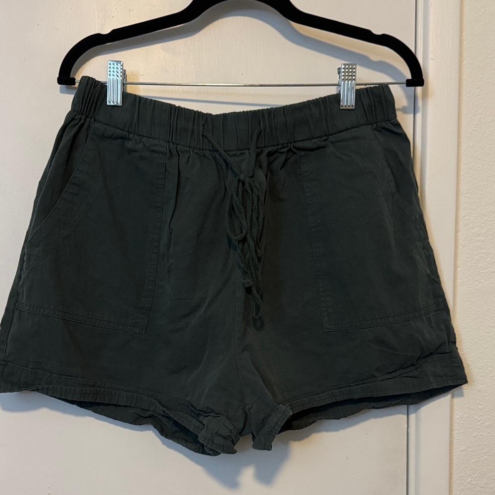 Women's Olive Drawstring Casual Shorts